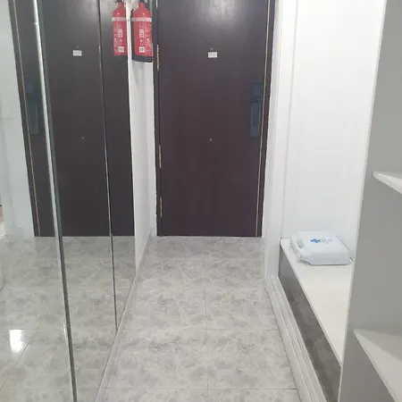 Apartment Beachside Comfort Family-friendly With Modern Amenities Fuengirola