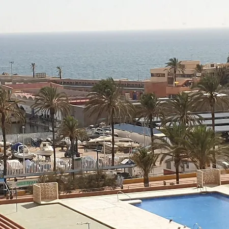 Apartment Beachside Comfort Family-friendly With Modern Amenities Fuengirola