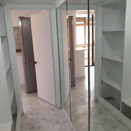 Beachside Comfort Family-friendly With Modern Amenities Apartment