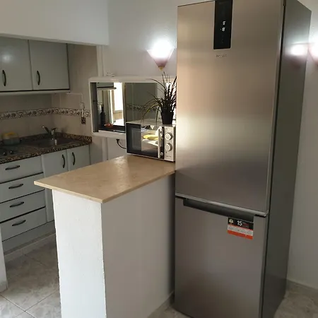 Beachside Comfort Family-friendly With Modern Amenities